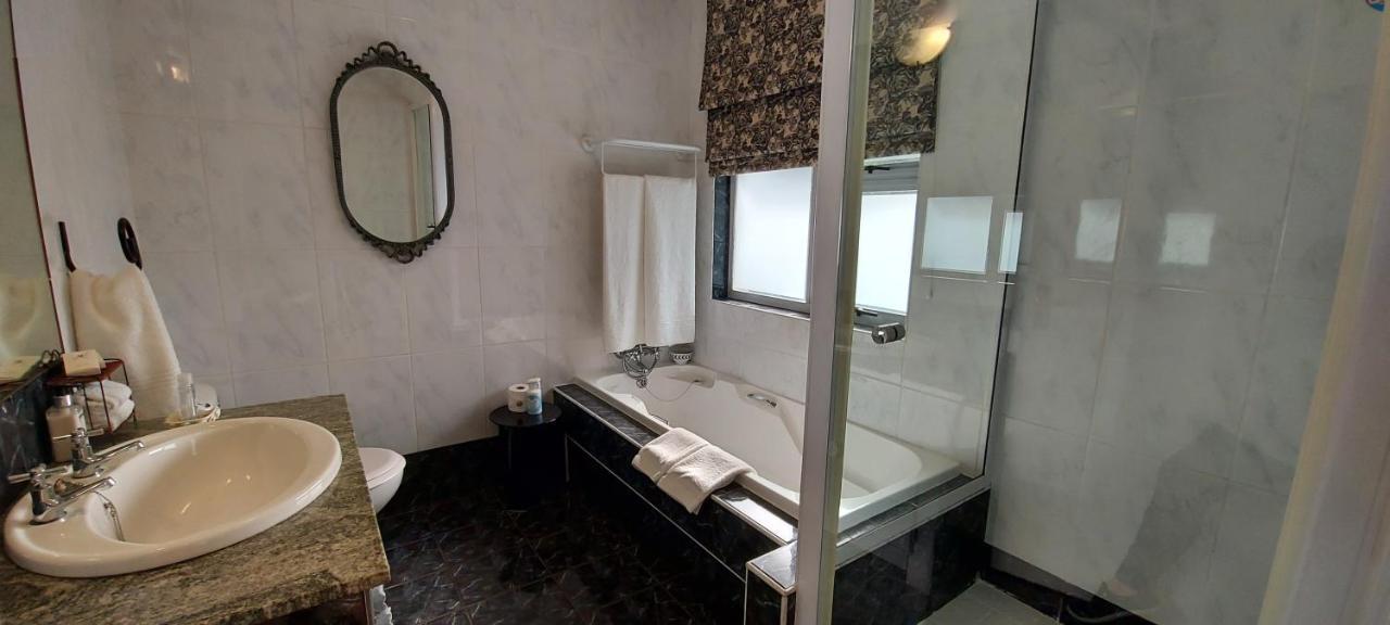 Roosboom Guest Apartments Somerset West Esterno foto